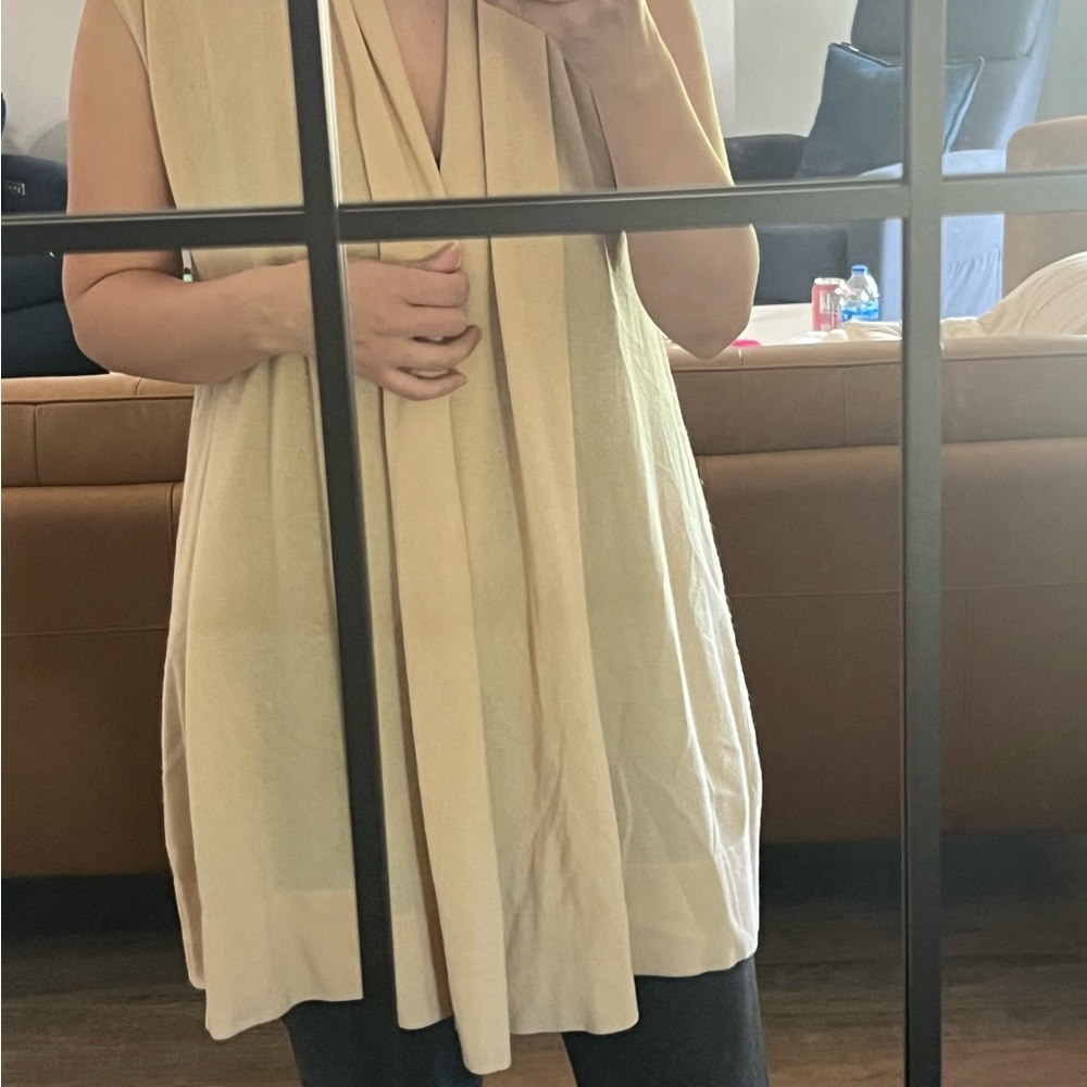 Cashmere Vest in Beige Neiman Marcus